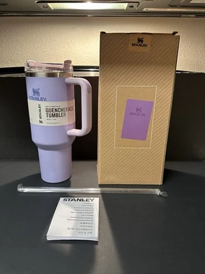 Vaso Stanley Flowstate Quencher H2.0 40 oz acero inoxidable lila lavanda NUEVO Foto 1 de 4