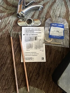 Chicago Faucets 2200-CP Waschtischarmatur 2,2GPM (r32) - Bild 1 von 10