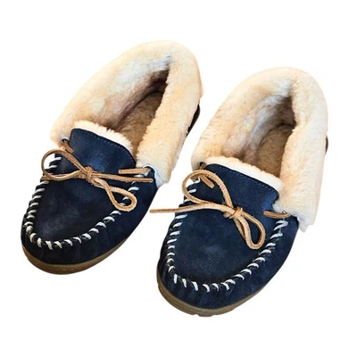 ¡En muy buen estado! Zapatillas de mocasín L.L.Bean para mujer de gamuza forradas en piel de oveja azules talla 8  Foto 1 de 4