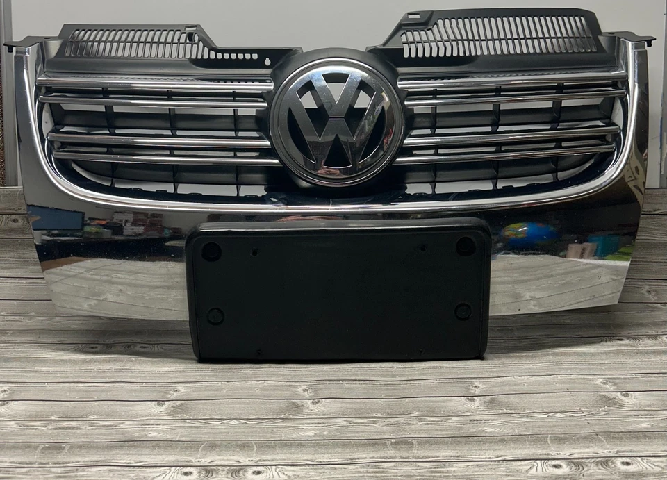 2007 Volkswagen Golf GTI Front Upper Grill Foto 1 de 4