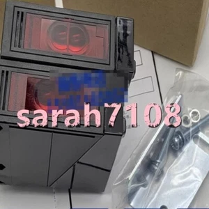 1PC NEW E3JM-R4M4 sensor #ZJ - Picture 1 of 4