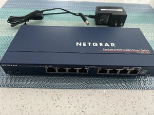 NetGear ProSafe (GS108T) 8-portowy zewnętrzny przełącznik Ethernet - Zdjęcie 1 z 5