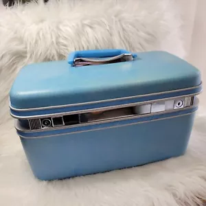 Vintage Samsonite Silhouette Train Case In GUC w/Tray & Key USA  - Picture 1 of 12