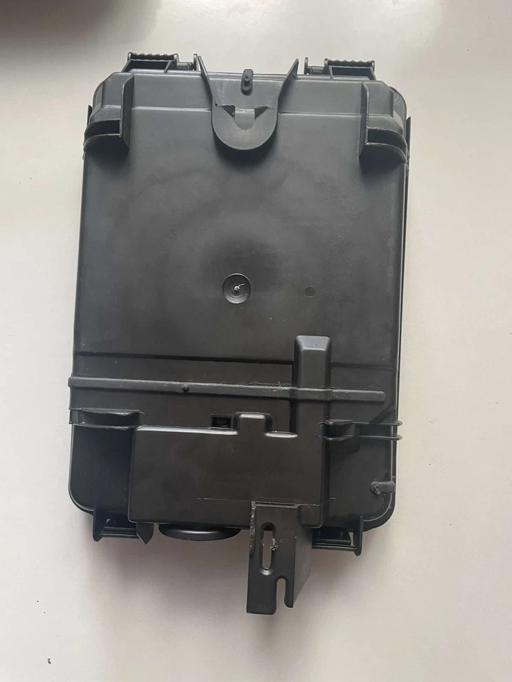 1996 - 2005 年大众帕萨特变速箱便利控制模块外壳。 800 927 613 — 第 1/4 张图片