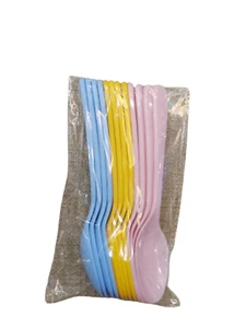Colorful Multicolour Plastic Spoons - 12 Pieces, Reusable and Handy - Picture 1 of 12