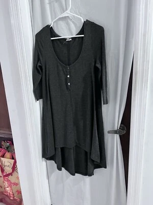 Vestido Ecote Urban Outfitters Gris Ligero Acanalado Tejido Laurel Henley M Patinador Foto 1 de 4