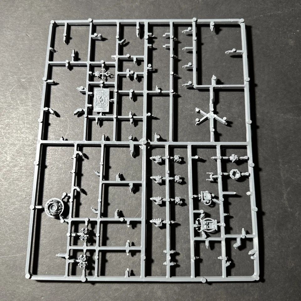 Warhammer 40K: Space Wolves Bits On Sprue B1571 Foto 1 de 1