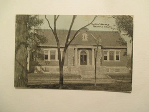 Charles City Iowa Postcard Public Library IA - Picture 1 of 2