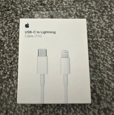 Apple Apple USB-C to Lightning Cable - White, 1m - Image 1 of 4