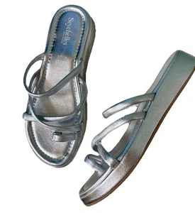 Seychelles-Silver Thong Platform Sandals-Size 8-Made in Italy - Picture 1 of 9
