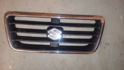 1996 1997 Suzuki Sidekick Front Grille Oem Chrome 7211177e00d2w - Image 1 of 2