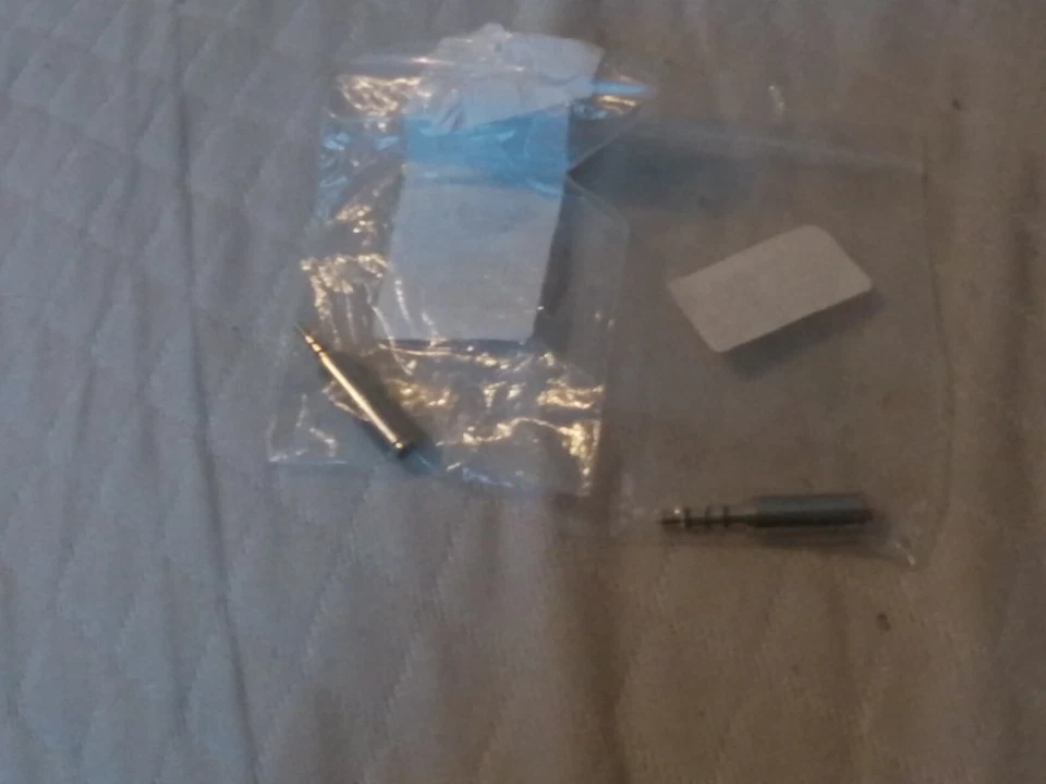 3.5mm Jack Adapter 3.5mm Male To 2.5mm Female Headphone Jack Adapter Converter - Image 1 of 1