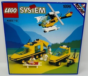 Lego #1896 Trauma Team 1992 - Picture 1 of 15