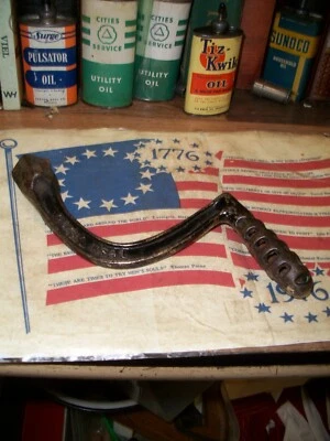 Antique Quick Meal Ranges Ash Grate Shaker Handle Crank Coal Wood  Stove - Image 1 of 4