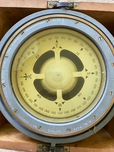 RARE Lionel Corp Compass WW2 1944 Mark 1 Mod 1 Navy Illuminated PICKUP ONLY - Picture 1 of 11