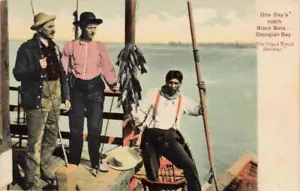 GEORGIAN BAY c1910 cartolina PESCATORI BLACK BASS GRAND TRUNK RWY Ontario CANADA - Foto 1 di 2