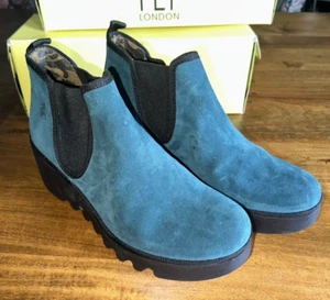 FLY London BYNE 349FLY Oil Suede Petrol Teal Ankle Chelsea Wedge Boot Zip EU 39 - Picture 1 of 3