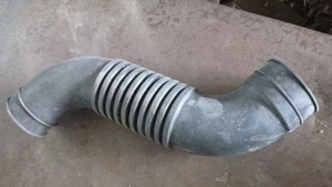 Toyota Hilux 88-97 LN85 2L 2.4 Diesel Air Intake Hose - Picture 1 of 2