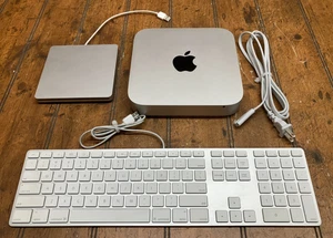 Apple A1347 Mac mini mit Netzkabel & A1243 Tastatur & A1270 externem Laufwerk - Bild 1 von 7