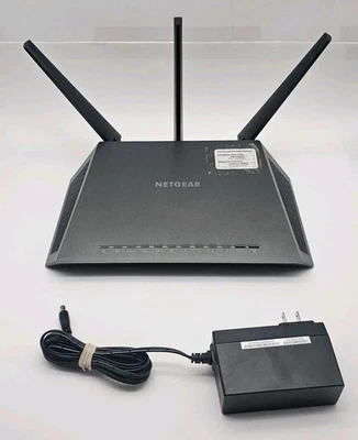 Netgear Nighthawk AC1900 Smart WiFi Router R7000 W/ Power Cord - Image 1 of 4