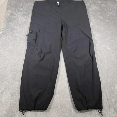 Pantalones de yoga Alo para mujer grandes negros Megastar cargo de gran tamaño holgados elásticos atléticos Foto 1 de 4