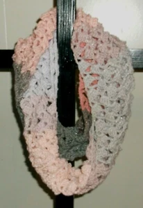  Seasonal Infinity Loop Scarf Soft Crochet - Picture 1 of 3