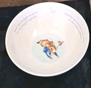 Wedgwood Bowl Peter Rabbit, McGregor's Garden - Picture 1 of 6