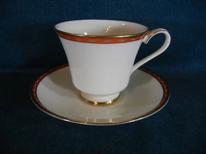 Juego(s) de tazas y platillos Minton Carlton Bone China - Imagen 1 de 4