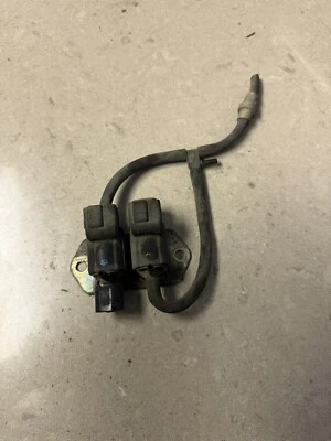 Electroválvula de control de embrague rueda libre genuina Mitsubishi Montero Pajero OEM Foto 1 de 4