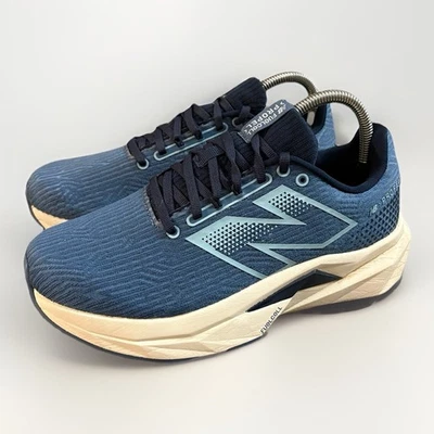 Zapatillas New Balance Heron Azul/Azul Marino FuelCell Propel v5 EE. UU. Mujeres 7.5 Zapatos Usadas en Excelente Condición Foto 1 de 4