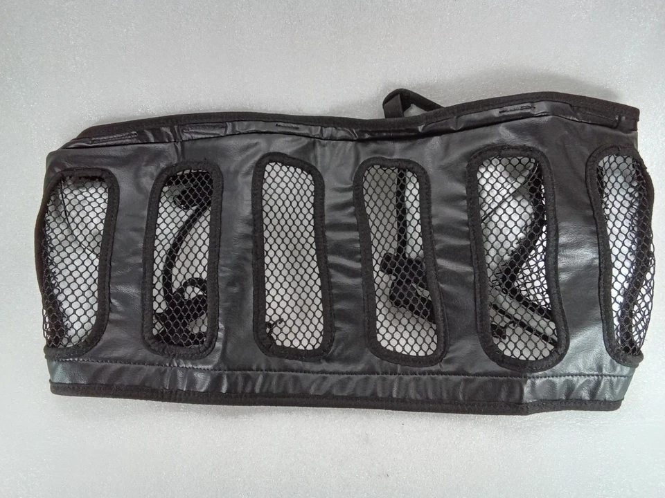 Conjunto de sujetador protector de cubierta frontal Jeep Cherokee 2014-2019 OEM 82213882 Foto 1 de 4