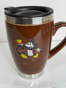 Taza de café de cerámica realmente hinchada de Mickey Mouse de los parques de Disney - Imagen 1 de 8
