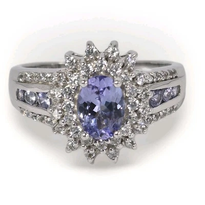 Anillo de doble halo de tanzanita y circón blanco talla 8 en plata de ley 1,50 quilates Foto 1 de 4