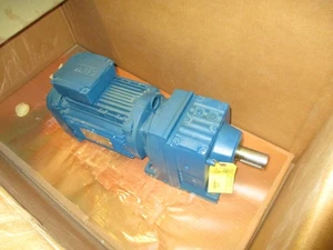 SEW-EURODRIVE Helical Gearmotor R47 DRN90L4 2HP 230/460V 6/3A 60Hz 3Ph - Picture 1 of 7