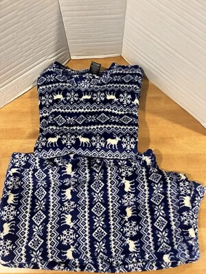Donna Loren Plush Pajama Set Blue White Fair Isle Snowflakes Deer Stretch EUC M - Image 1 of 4