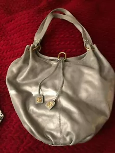 Allison Scott Silver Leather Bucket Shoulder Bag and Make-up Bag - Picture 1 of 12