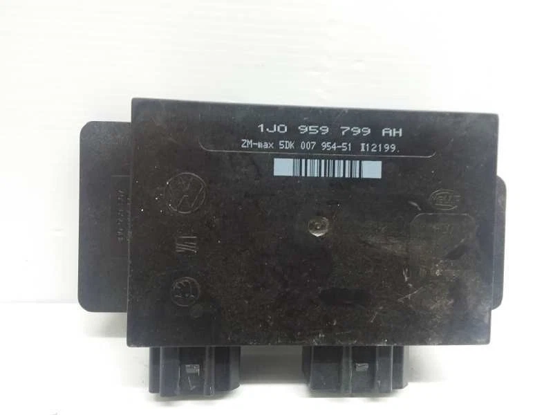 MODULO ELETTRONICO PER SEAT LEON (1M1) 563079 - Immagine 1 di 1