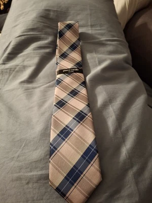 Новый Pierre Cardin розовый клетку тонкий галстук - Изображение 1 из 2