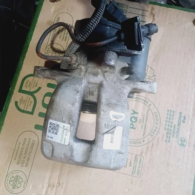 Pinza de freno trasera derecha Volkswagen Passat B6 2007 diésel TMD9573 Foto 1 de 3