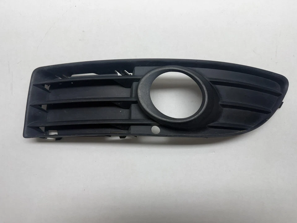 ✅ OEM Audi A4 B6 2003 - 2006 Cabriolet Left Driver Side Bumper Fog Light Grill - Image 1 of 3