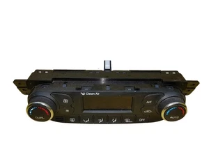 Kia Ceed Heater A/C Air Con Controls 2017 97250-A2213  - Picture 1 of 2