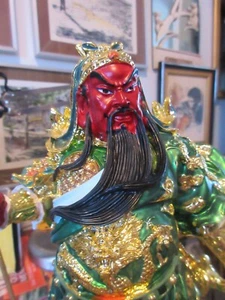 #24F Vtg Asian Chinese Worrier Figurine standing red face gold Guan Yu Gong 13" - Picture 1 of 18