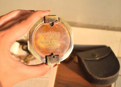 The Ultimate Navigation Aid: The Brunton Compass for Accurate Direction Finding Foto 1 de 4