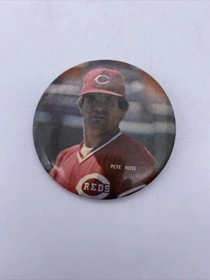 vintage Pete Rose Cincinnati Reds button Pin Photo - Image 1 of 4
