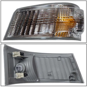 Turn Signal Lamp For Mitsubishi Fuso FE125 FE160 FE180 2012-2019 Driver Side - Picture 1 of 17