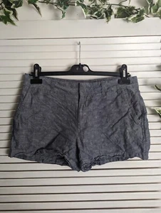 Khakis by Gap City 3 inch Shorts Light Blue Chambray size UK 8 Linen/Cotton blen - Picture 1 of 6