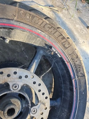 Neumático Suzuki Triumph Michelin 190/55/zr17 2001 Foto 1 de 4