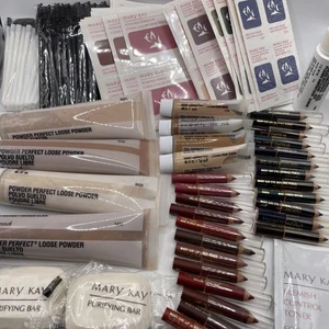New VTG 60+ Lot Mary Kay Mixed Foundation Powder Lip Eye Liner Retired Read - Picture 1 of 10