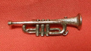 Broche vintage TRUMPET figurative épingle. C.1940. Bijoux de déguisement. Bel état NoR - Photo 1/4