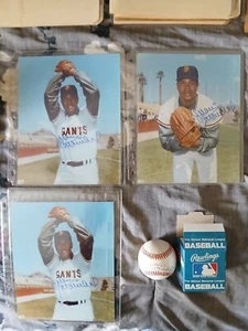 JUAN MARICHAL Signed Official MLB Baseball & ( 3 ) Autographed Photos (RARE) - Picture 1 of 5